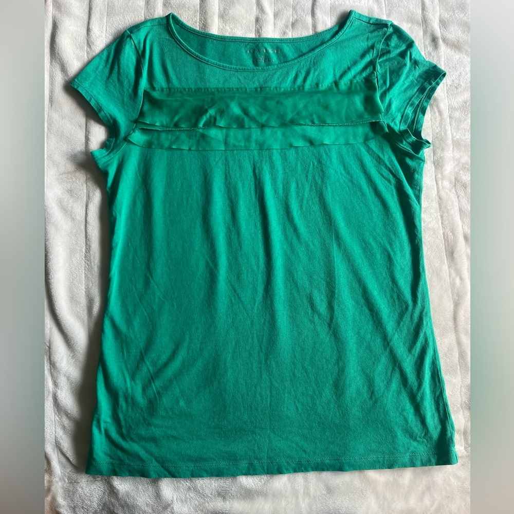 Ann Taylor Green Short Sleeve Blouse – Size M